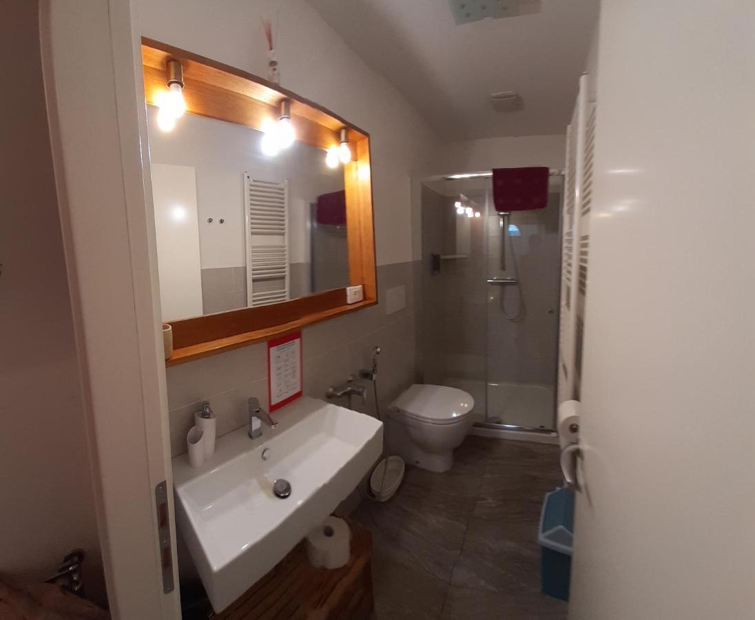 ארצו Oro Rosso Rooms Locazione Turistica מראה חיצוני תמונה