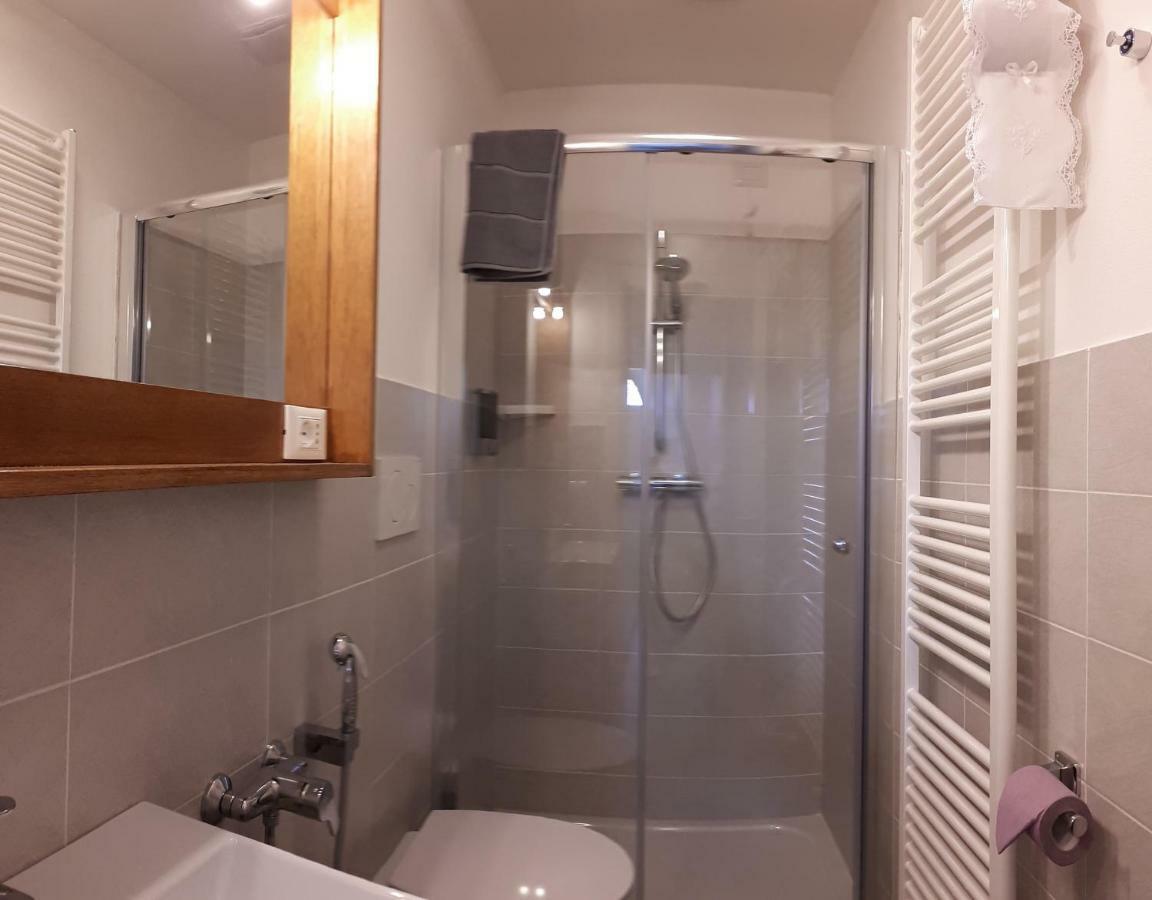 ארצו Oro Rosso Rooms Locazione Turistica מראה חיצוני תמונה